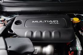 2016款Jeep自由光2.4L专业版