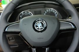 2016款斯柯达速派280TSI DSG前行版