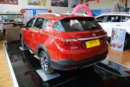 2016款东风风神AX3 1.5L自动尊酷型