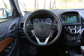 2016款比亚迪秦EV300试驾体验