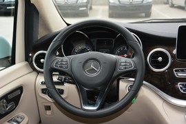 2016款福建奔驰V260尊贵版