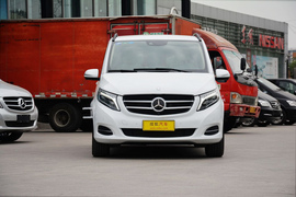 2016款福建奔驰V260尊贵版