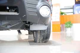 2010款森林人2.5XS手自一体豪华导航实拍