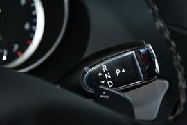2014款奔驰R320 4MATIC商务型