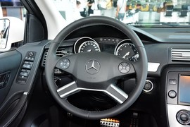 2014款奔驰R320 4MATIC商务型