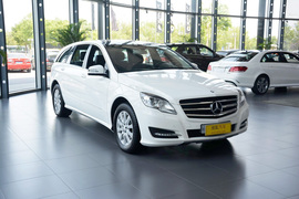 2014款奔驰R320 4MATIC商务型