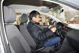 2015款大众桑塔纳-尚纳 180手动舒适版