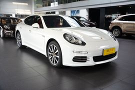 2016款保时捷Panamera 4 Edition