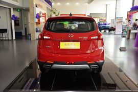 2015款北汽绅宝X65 2.0T自动精英版