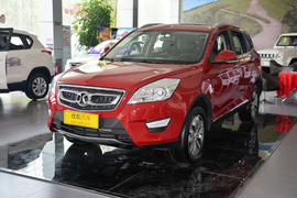 2015款北汽绅宝X65 2.0T自动精英版