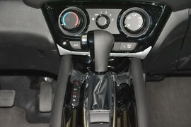 2015款本田缤智1.8L CVT两驱精英型