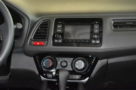 2015款本田缤智1.8L CVT两驱精英型
