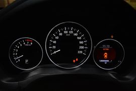 2015款本田缤智1.8L CVT两驱精英型