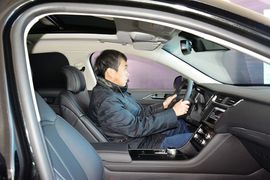 2015款福特金牛座2.0L GTDi至尊型
