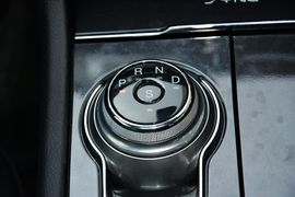 2015款福特金牛座2.0L GTDi至尊型