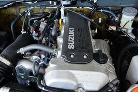 2015款铃木吉姆尼1.3 MT JLX