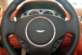 2015款阿斯顿马丁DB9 6.0L Coupe