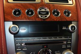 2015款阿斯顿马丁DB9 6.0L Coupe
