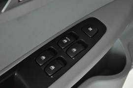 2011款中华骏捷实拍