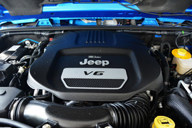 2015款Jeep牧马人四门版3.6L 罗宾汉 舒享版