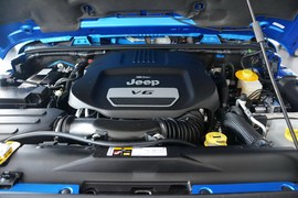 2015款Jeep牧马人四门版3.6L 罗宾汉 舒享版