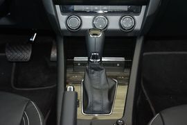 2017款斯柯达明锐1.6L自动智行版