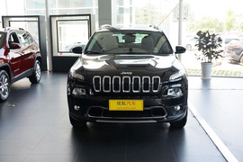 2016款Jeep自由光2.4L专业版+智能包
