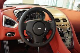 2015款阿斯顿马丁Vanquish 6.0L Coupe
