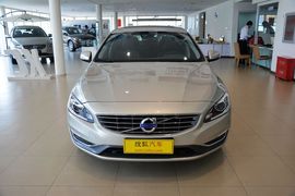2017款沃尔沃S60L 2.0T T4智远版