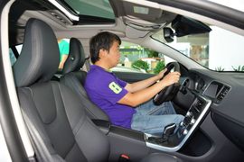 2017款沃尔沃S60L 2.0T T4智远版