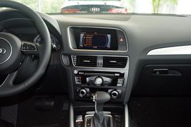 2016款奥迪Q5 40TFSI技术型