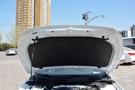 2016款奔腾B70 1.8T自动运动豪华型