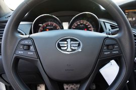 2016款奔腾B70 1.8T自动运动豪华型