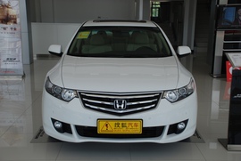 2009款东风本田思铂睿2.4尊贵导航