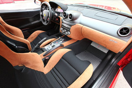 2011款法拉利599 GTO海外试驾