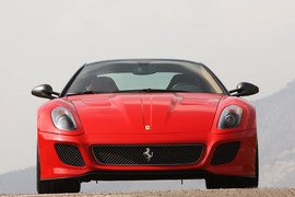 2011款法拉利599 GTO海外试驾