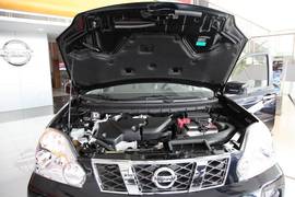 2010款奇骏2.5豪华CVT