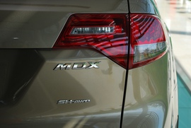 2010款讴歌MDX3.7标准豪华运动版