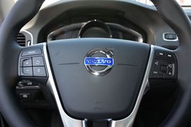 2017款沃尔沃S60L 2.0T T5智驭版