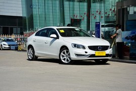 2017款沃尔沃S60L 2.0T T5智驭版