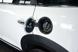 2016款MINI COUNTRYMAN 1.6T COOPER ALL4 Excitement装备控