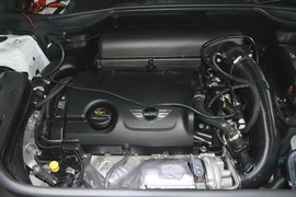 2016款MINI COUNTRYMAN 1.6T COOPER ALL4 Excitement装备控