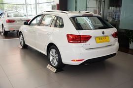 2015款大众朗行1.6L手动舒适型