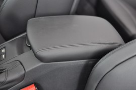 2010款进口标致308CC实拍