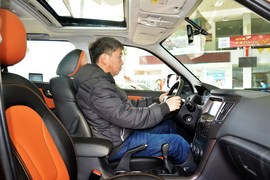 2015款海马S7 2.0L手动纵骋型