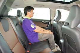 2017款沃尔沃XC60 2.0T T5 AWD智远版