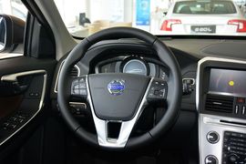 2017款沃尔沃XC60 2.0T T5 AWD智远版