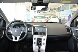 2017款沃尔沃XC60 2.0T T5 AWD智远版
