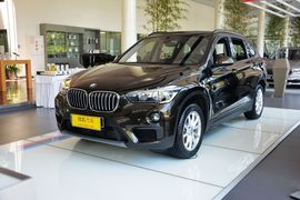 2016款宝马X1 sDrive18Li时尚型