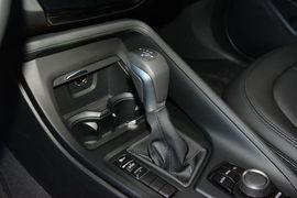 2016款宝马X1 sDrive18Li时尚型